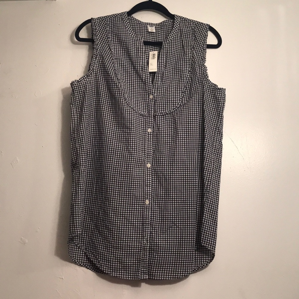NWT Old Navy Bottom Down Sleeveless Blouse Size L